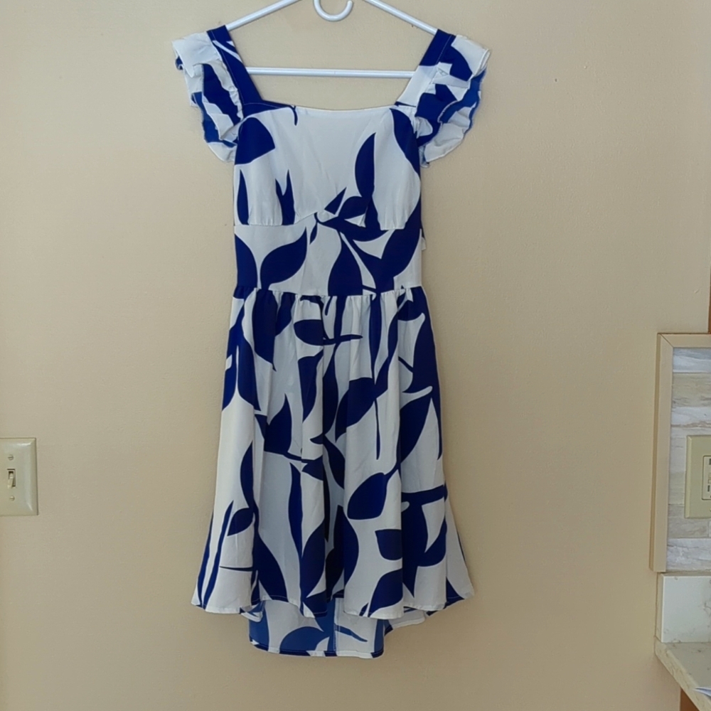Small Shein Blue and White Dress 4 Sundress Tie in the Back